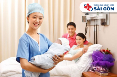 ngành hộ sinh thi khối nào?